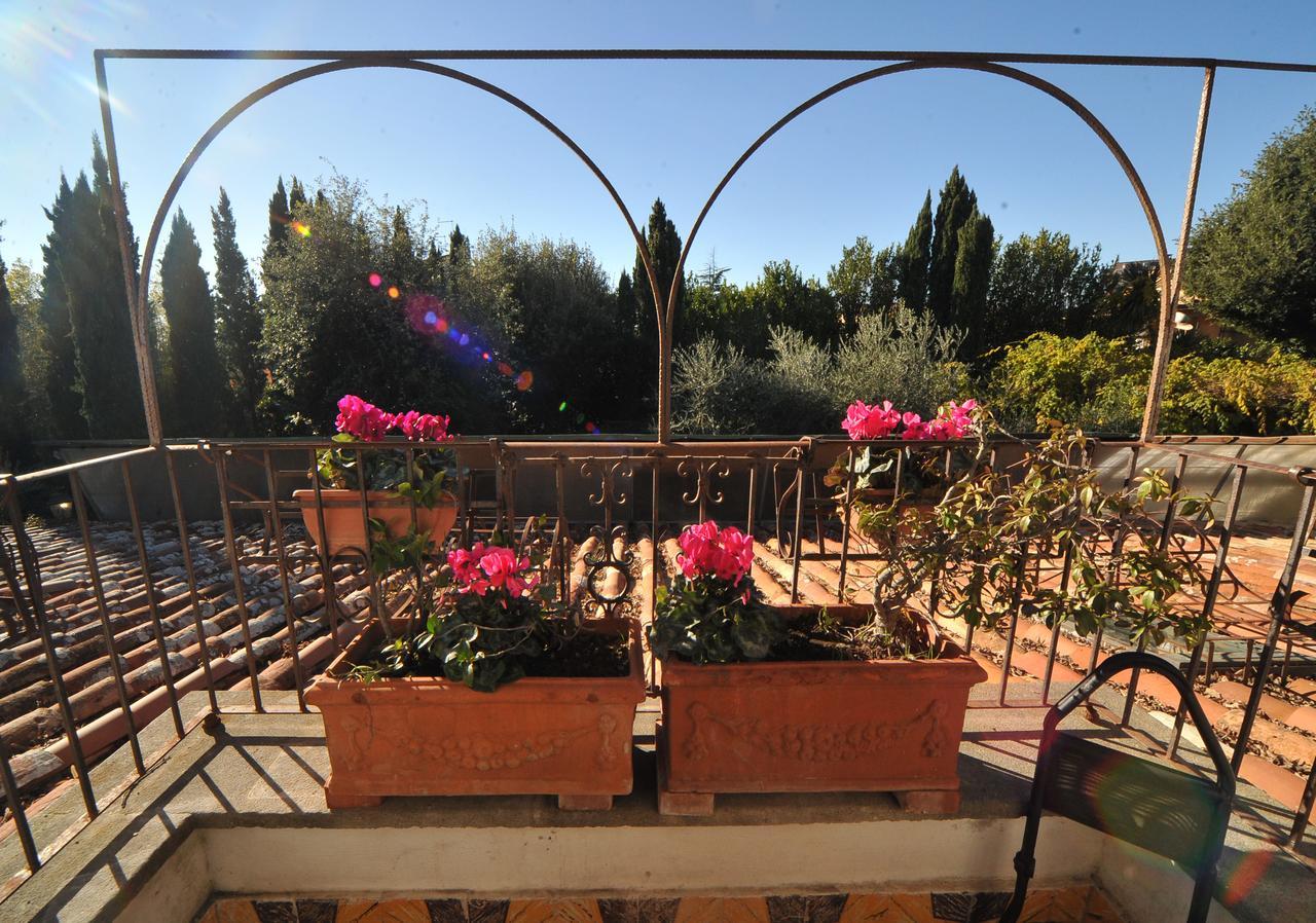 La Canonica Dei Fiori - Anna Fendi Country House Otel Ronciglione  Dış mekan fotoğraf